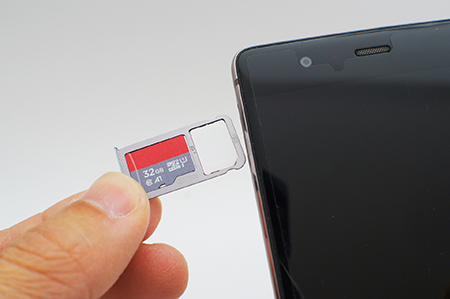 LINE スマホにSIMカードを入れる iphone版